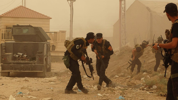 Koalisyon Güçleri, Ramadi'de IŞİD'in ele geçirdiği hükümet binalarını vurdu