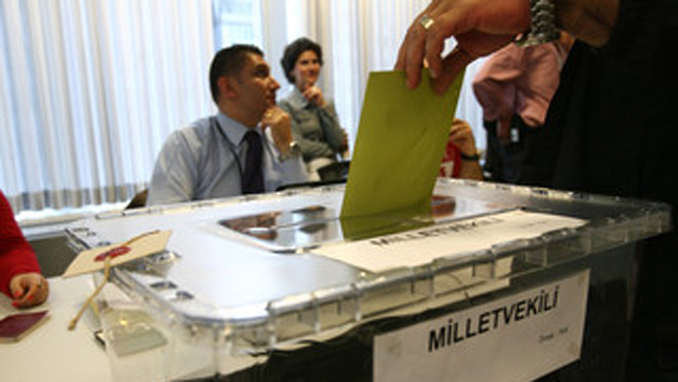 ABD'de milletvekili seçimleri için oy verme işlemi başladı