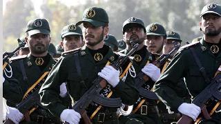 İran 100 bin gönüllü askerini Irak’a gönderiyor 