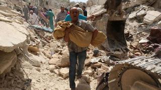 Hava saldırılarında 136 sivil öldü