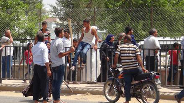 Urfa'da Seçim kavgası: 15 yaralı