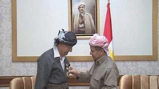 Başkan Barzani’den Komünist Parti liderine madalya