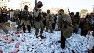 IŞİD sigara içenleri koklayarak tesbit ediyor