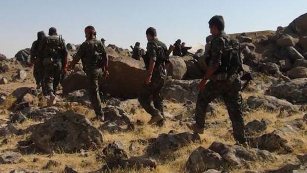 YPG: IŞİD'in Rakka bağlantısı kesildi