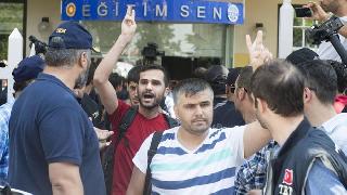 Eğitim-Sen Genel Merkezi'nde 9 PYD'li gözaltına alındı iddiası