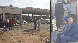 YPG'li şehit aileleri Habur'da oturma eyleminde