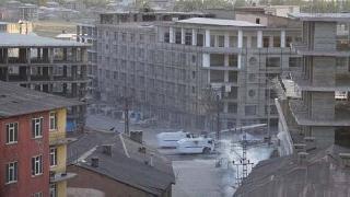 Yüksekova'da Polise Roketli Saldırı