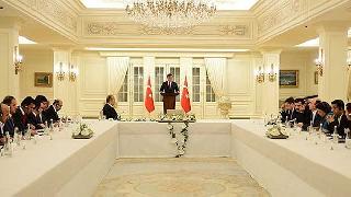 Davutoğlu: Bu devleti kürtlerle birlikte kurduk