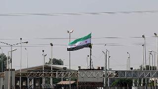 Gire Spi, gümrük kapısına ÖSO bayrağı çekildi