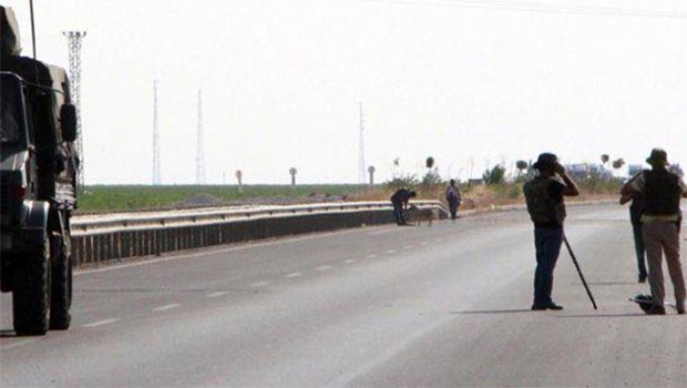 Polis aracı geçişi sırasında patlama: Çok sayıda yaralı var
