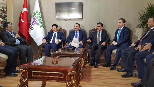 Tüm Dünya Barzani'ye 'PKK terörist'tir dedirtemedi