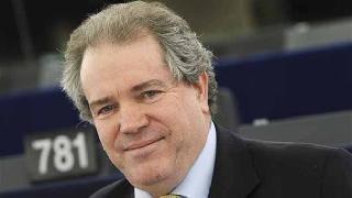 AP üyesi: Kürtlerin kendi adlarına silah almalarının vakti geldi