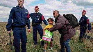 PYD: Macar kameramanın tekme attığı mülteci El Nusra üyesi