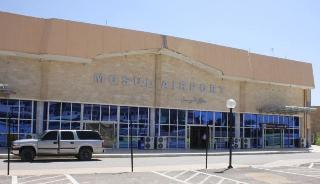 IŞİD, Musul havaalanını ve iki askeri üssü bombaladı