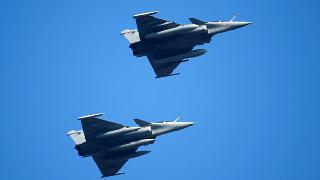 Fransa ilk kez Suriye'deki IŞİD hedeflerini vurdu