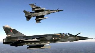 Rusya, Suriye'de Hava Saldırısı Düzenledi