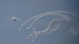 Rusya: IŞİD'in iki komutanı ve 300 üyesini öldürdük