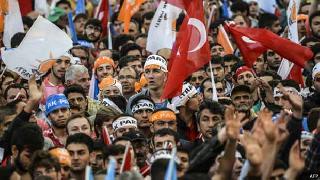 AKP'nin kılpayı milletvekili kaybettiği 18 seçim bölgesi