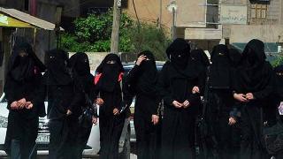IŞİD kadınlardan canlı bomba taburu kurdu