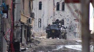  Silvan'da sokağa çıkma yasağı devam ediyor 