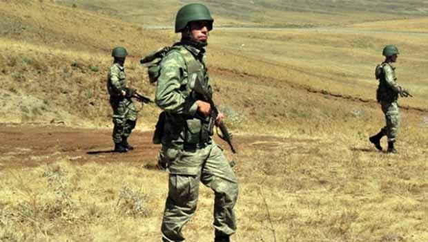 Yüksekova'da askeri konvoya saldırı; 1 astsubay hayatını kaybetti