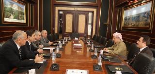 Barzani’den Rojavalı peşmergelere övgü