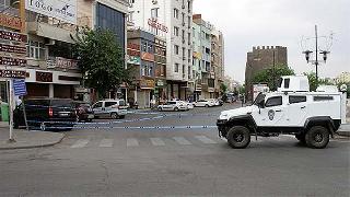 Sur’da operasyon başladı: 1 polis yaralı