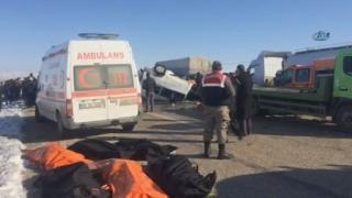 Van'da trafik faciası: 11 ölü, 6 yaralı