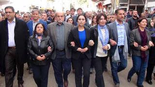 Diyarbakır Valiliği HDP’nin yapacağı yürüyüşü ‘kanunsuz’ ilan etti