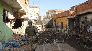 CHP'li 6 kadın vekil Sur için Diyarbakır'da