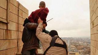 Homoseksüellikle suçlanan 15 yaşındaki genç öldürüldü, IŞİD lideri ise sürüldü