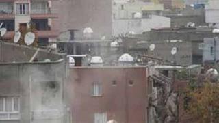 Cizre'de ölüm kol geziyor, dünya 3 maymunları oynuyor