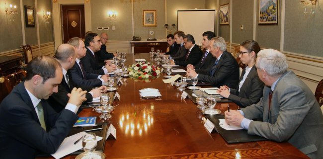 'Referandum ile kaderimizi tayin edebiliriz'