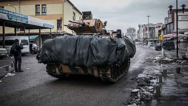 AİHM eski yargıcı: Kuzey Kürdistan'da hak ihlalleri kitleselleşiyor