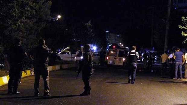 Diyarbakır'da emniyet binasına saldırı