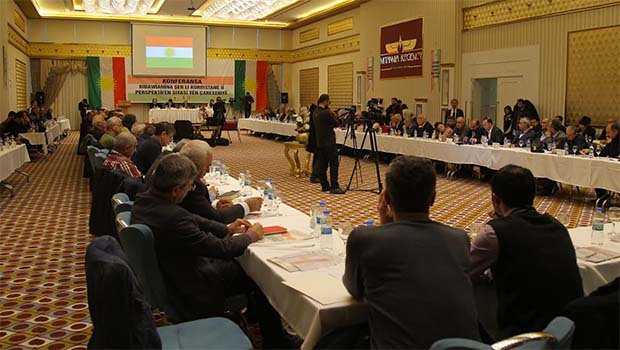 'Kürdistan'da Savaşın Sonlandırılması ve Siyasi Çözüm Perspektifi' Konferansı devam ediyor