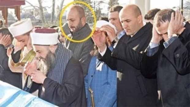 Rusya: Pilotumuzu öldüren kişi Türkiye'de elini kolunu sallaya sallaya dolaşıyor