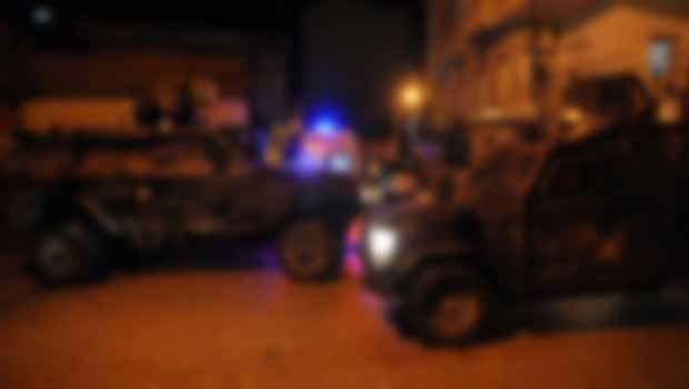 Van'da zırhlı polis aracına roketatarlı saldırı