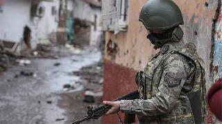 Sur ve İdil'de 3 asker öldü