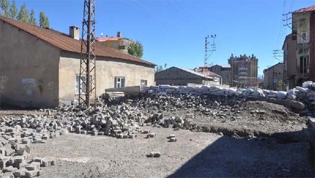 Operasyon Söylentisi Yüksekova'yı Boşalttı, Okullarda Öğrenci Kalmadı