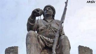 Mele Mistefa Barzani’nin heykeli Hindistan’da