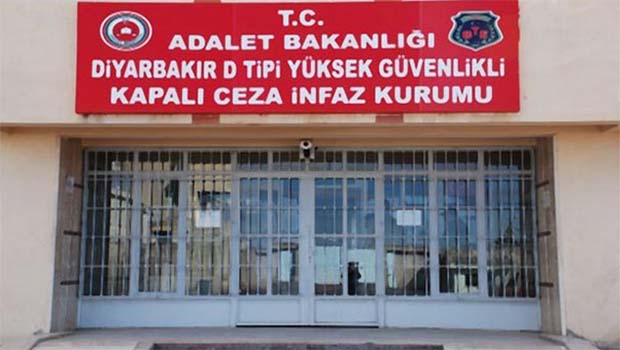 Diyarbakır'da 6 siyasi mahkum firar etti