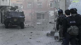 Sur'da Mahsur kalan siviller var