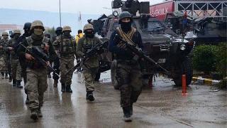 Nusaybin ve Yüksekova'da 20 bin asker ve polisle operasyon başlatıldı