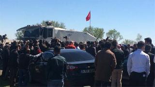 Newroz kutlaması için Cizre'ye gitmek isteyen heyete izin yok