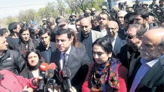 HDP'li milletvekillerinin dokunulmazlıkları fiilen kalkmış durumda