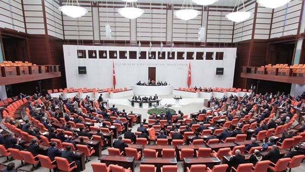 AKP'nin dokunulmazlık teklifi netleşti