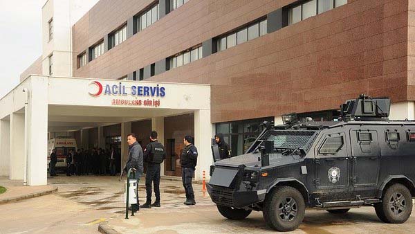 Nusaybin'de zırhlı aracın geçişi sırasında patlama: 2 ölü, 6 yaralı