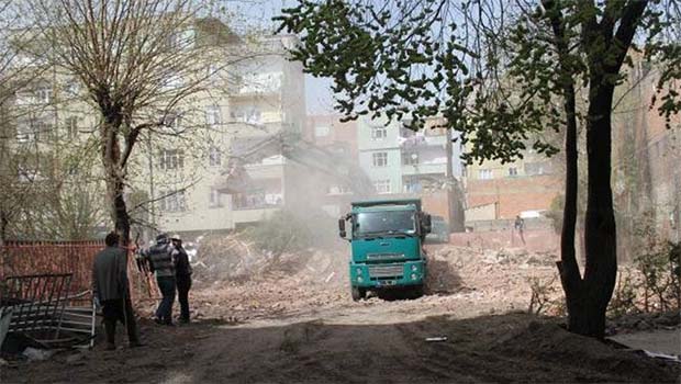 Diyarbakır’da 11 okul 6 ASM 2 yurt karakola dönüştürülecek