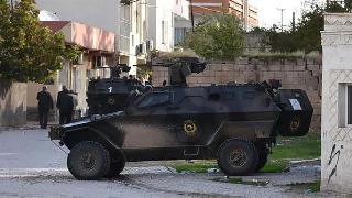 Nusaybin’de zırhlı araca roketatarlı saldırı